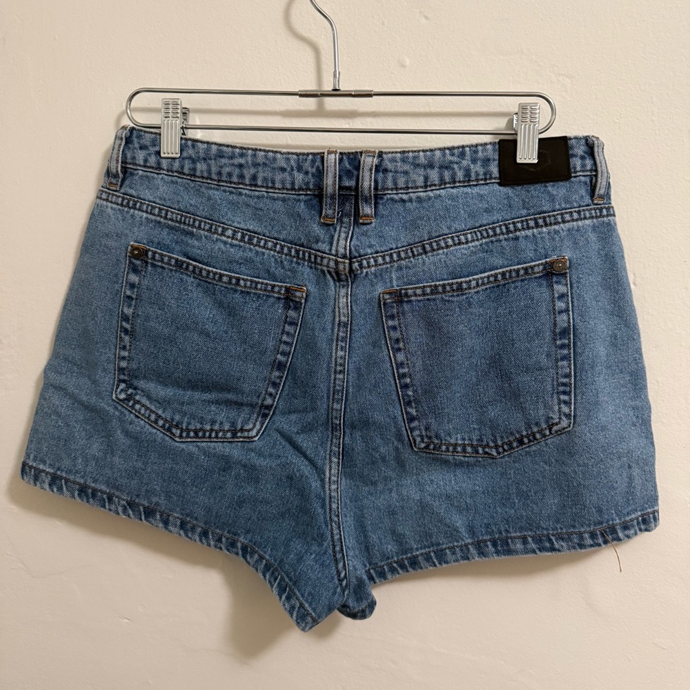 RVCA High Rise Shorts - Picture 3 of 5